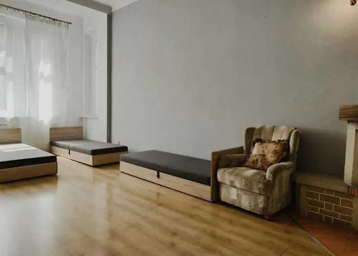 Tanie Spanie Przy Park - Zameldowanie Bezobsługowe - *