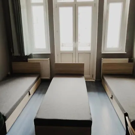 Alloggio in famiglia Tanie Spanie Przy Park - Zameldowanie Bezobslugowe - *