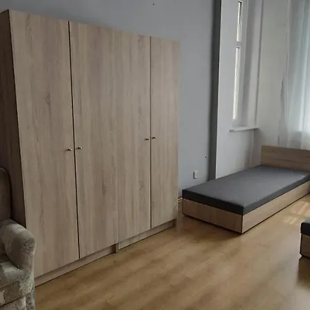 Séjour chez l'habitant Tanie Spanie Przy Park - Zameldowanie Bezobslugowe -