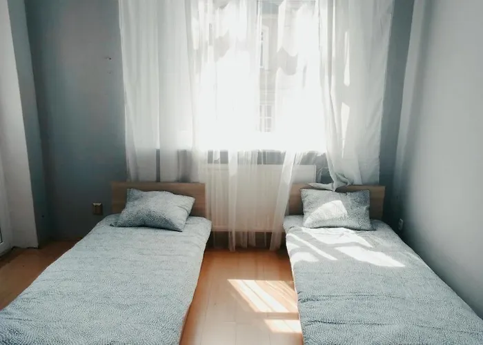 Tanie Spanie Przy Park - Zameldowanie Bezobslugowe - Séjour chez l'habitant Poznań